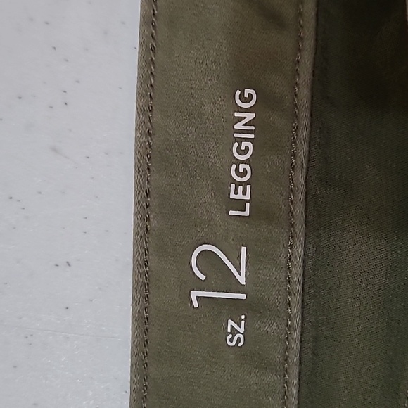 Loft Outlet Olive Green Jean Leggings With Raw Hem Size 12 - Picture 4 of 7